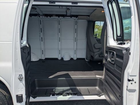 New 2025 Chevrolet Express 2500 w/ Driver Convenience Package image 15