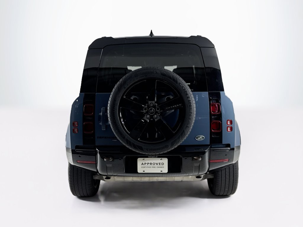 Used 2023 Land Rover Defender 110 X-Dynamic SE AWD/4WD image 4