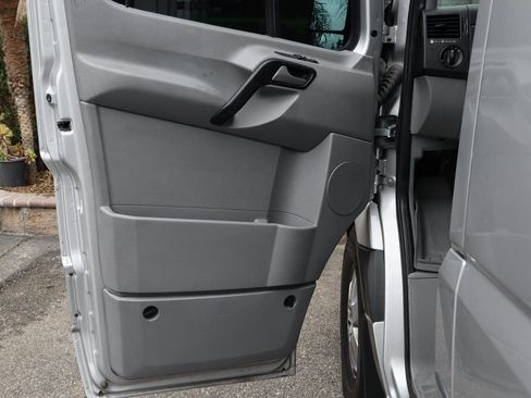 Used 2016 Mercedes-Benz Sprinter 2500 image 14