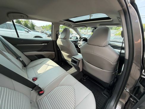 Used 2021 Toyota Camry SE w/ Cold Weather Package AWD/4WD image 43