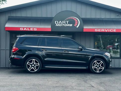 Used 2017 Mercedes-Benz GLS 550 4MATIC image 8