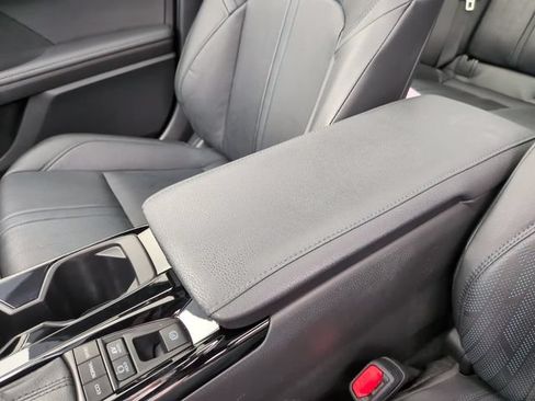 Used 2025 Toyota Camry XSE AWD/4WD image 20