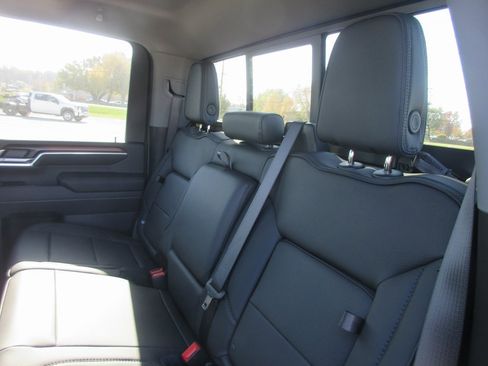 New 2026 GMC Sierra 2500 Denali w/ Denali Reserve Package image 14