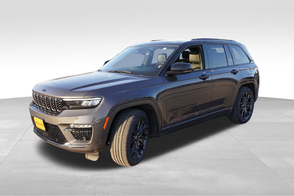 Certified 2025 Jeep Grand Cherokee Summit w/ Obsidian Package AWD/4WD image 12
