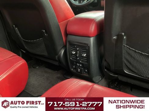 Used 2018 Dodge Durango R/T w/ Blacktop Package AWD/4WD image 17