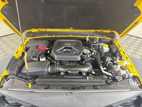 Used 2018 Jeep Wrangler Unlimited Sport image 39