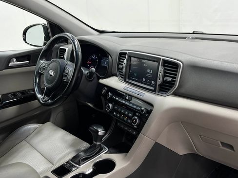 Used 2018 Kia Sportage EX w/ EX Technology Package FWD image 22