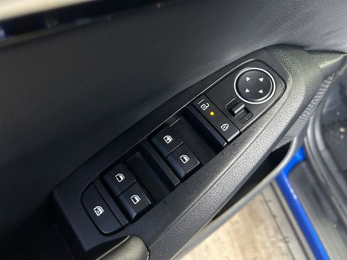 Used 2024 Kia Seltos S AWD/4WD image 23