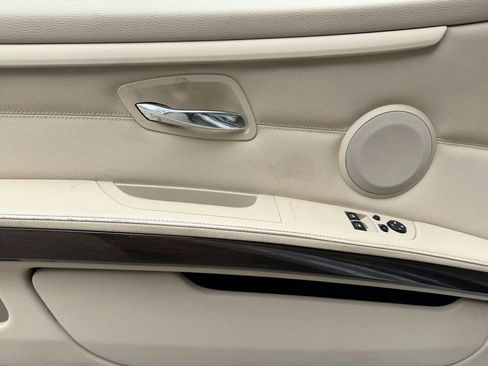 Used 2012 BMW 328i xDrive Coupe image 9