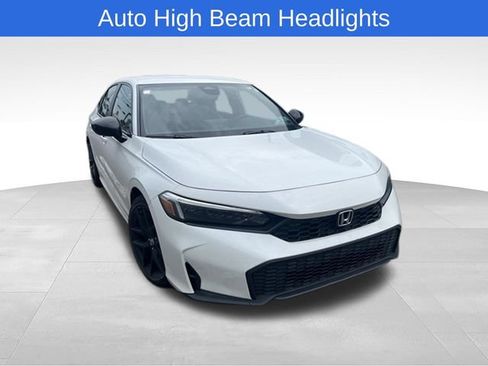 Used 2025 Honda Civic Sport image 1