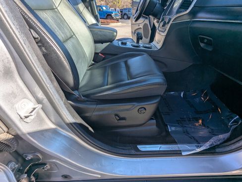 Used 2014 Jeep Grand Cherokee Limited w/ Trailer Tow Group IV image 15