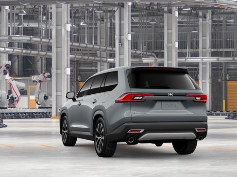 New 2026 Toyota Grand Highlander AWD Hybrid image 7