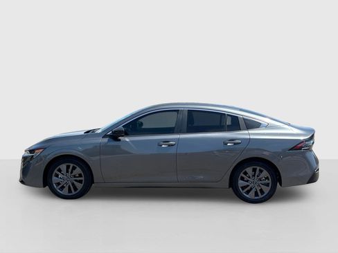 New 2026 Nissan Sentra SL w/ Floor Mat Package FWD image 2