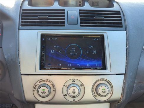 Used 2007 Toyota Solara SE image 17