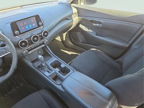 Used 2021 Nissan Sentra S image 11