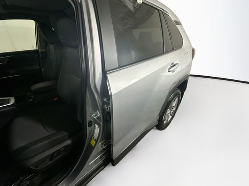 Used 2025 Toyota RAV4 XLE w/ Convenience Package FWD image 12