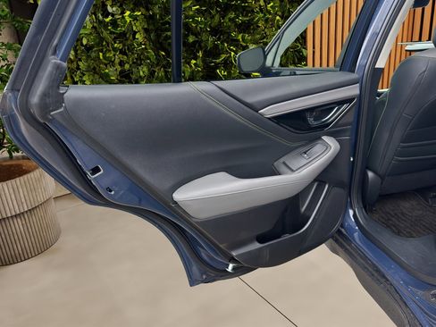 Used 2023 Subaru Outback Onyx Edition image 17