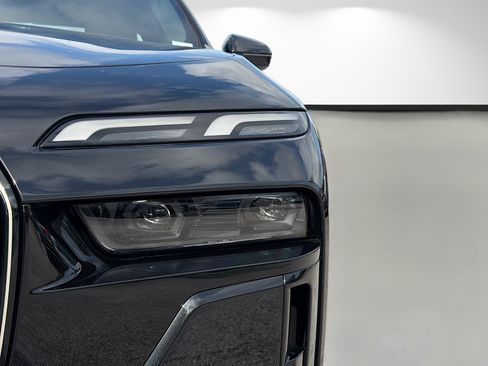 New 2026 BMW i7 xDrive60 AWD/4WD image 9
