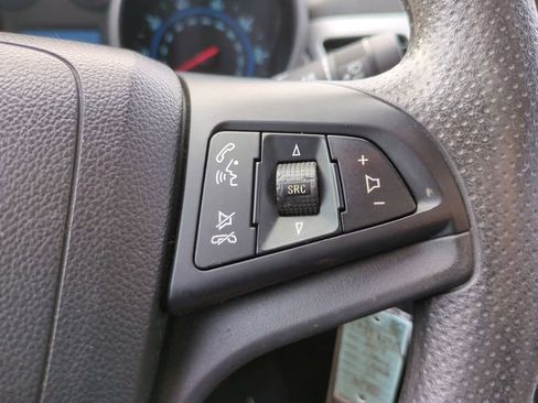 Used 2014 Chevrolet Cruze LS image 20