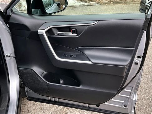Certified 2023 Toyota RAV4 XLE image 21