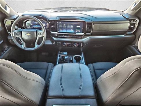 Certified 2023 Chevrolet Silverado 1500 LT AWD/4WD image 18