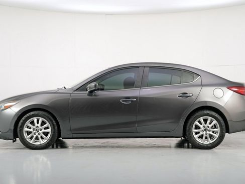 Used 2018 MAZDA MAZDA3 Sport w/ Preferred Equipment Package image 8