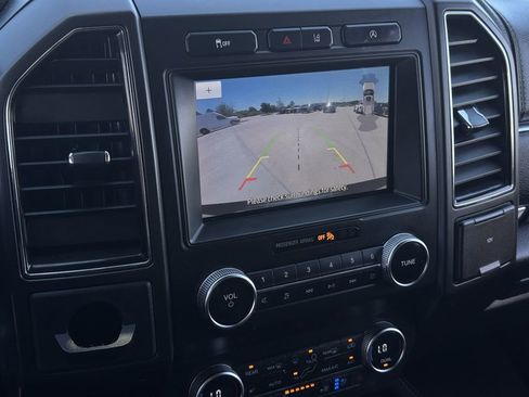 Used 2020 Ford Expedition Max Limited image 19