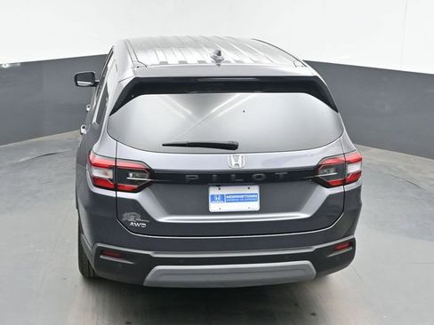 Certified 2025 Honda Pilot EX-L image 38