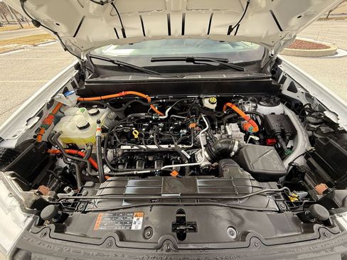 Used 2024 Ford Maverick XL image 27