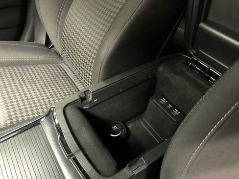 Used 2019 Dodge Charger SXT w/ Blacktop Package AWD/4WD image 26