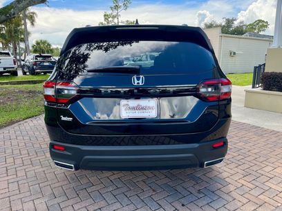 Used 2025 Honda Pilot Sport