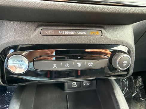 Used 2025 Ford Escape ST-Line w/ Tech Pack #1 AWD/4WD image 26