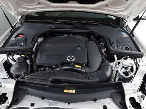 Used 2022 Mercedes-Benz E 350 4MATIC Sedan image 95
