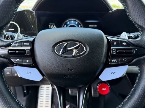Used 2022 Hyundai Elantra N w/ Preferred Accessory Package FWD image 21