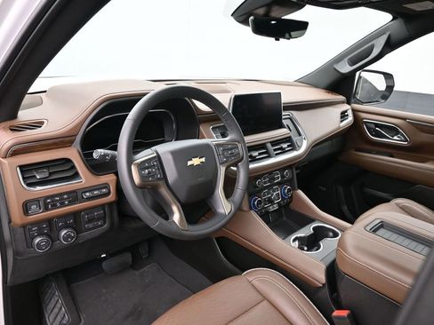 Used 2024 Chevrolet Tahoe High Country image 34