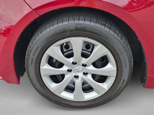 Used 2022 Toyota Corolla LE FWD image 10