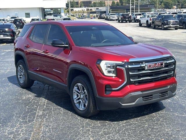 Used 2025 GMC Terrain Elevation AWD/4WD image 3