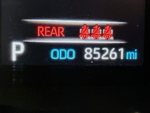 Used 2019 Toyota RAV4 LE w/ Carpet Mat Package image 18