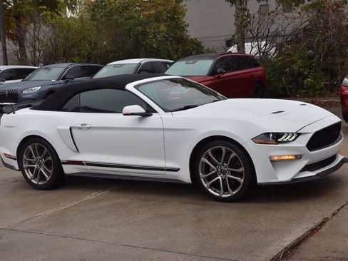 Used 2023 Ford Mustang GT Premium w/ Equipment Group 401A image 5