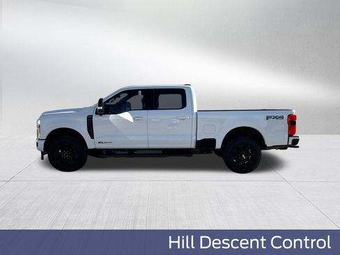 New 2026 Ford F250 Lariat w/ Black Appearance Package AWD/4WD image 13