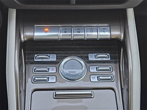 Certified 2024 Lincoln Nautilus Black Label w/ Jet Appearance Package (87T) image 19