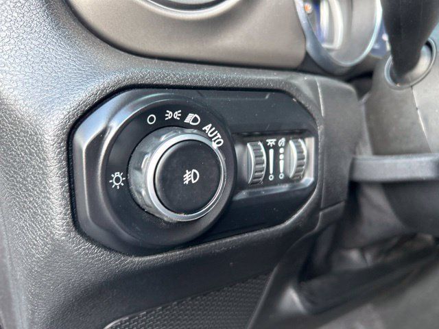 Used 2021 Jeep Wrangler Unlimited Sport AWD/4WD image 13