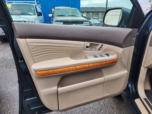 Used 2005 Lexus RX 330 AWD w/ Premium Plus Pkg image 8