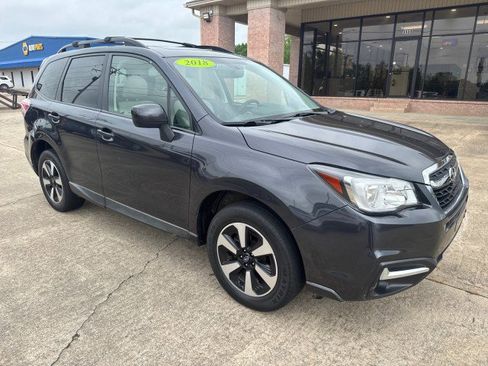 Used 2018 Subaru Forester 2.5i Premium AWD/4WD image 1