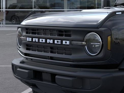Used 2025 Ford Bronco 4-Door AWD/4WD image 19