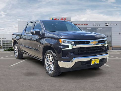 Used 2023 Chevrolet Silverado 1500 LT w/ Texas Edition Plus RWD image 7