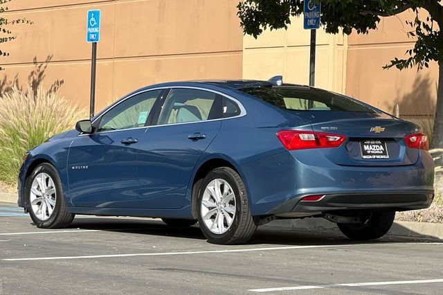 Used 2025 Chevrolet Malibu LT FWD image 6