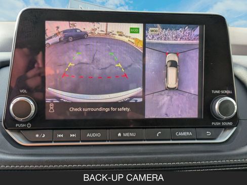 Used 2021 Nissan Rogue SL image 18