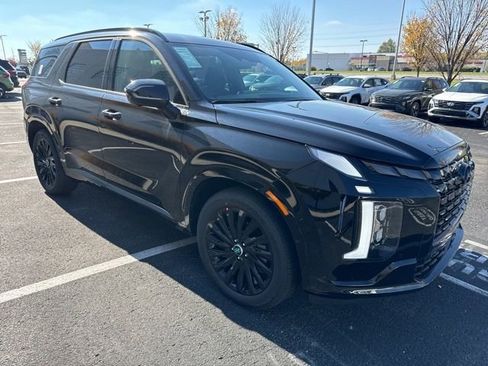 Used 2025 Hyundai Palisade Calligraphy image 3