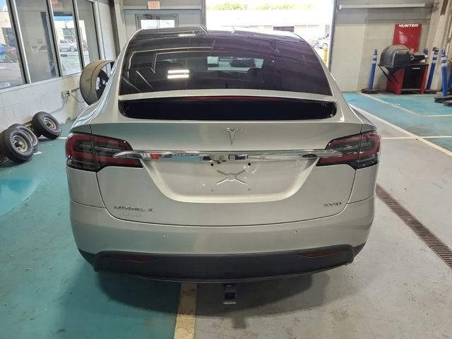 Used 2018 Tesla Model X 100D AWD/4WD image 11
